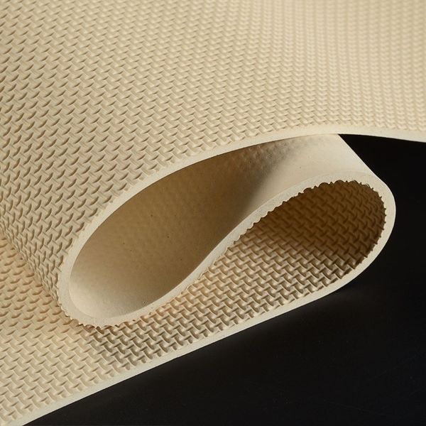 Strój nurkowy z neoprenu